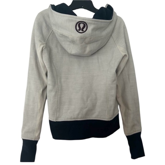 Women’s Lululemon® Scuba Hoodie Size: 6
In Commuter Denim Angel Wing/Inkwell - Picture 8 of 12